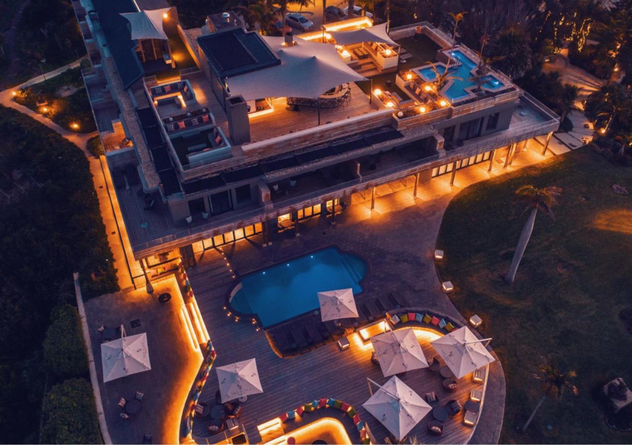 Sky Villa Boutique Hotel By Raw Africa Collection Plettenberg Bay Exteriör bild Aerial view of the hotel