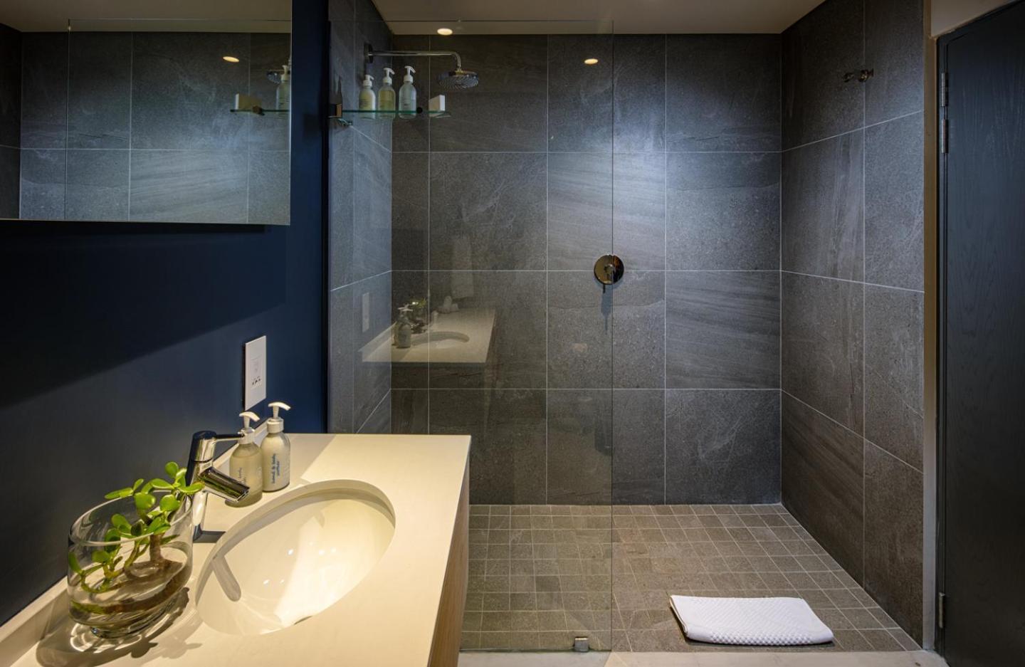 Sky Villa Boutique Hotel By Raw Africa Collection Plettenberg Bay Exteriör bild