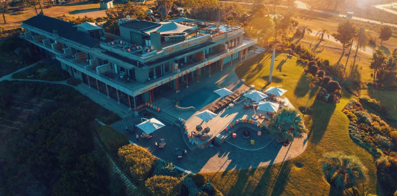 Sky Villa Boutique Hotel By Raw Africa Collection Plettenberg Bay Exteriör bild Aerial view of the hotel