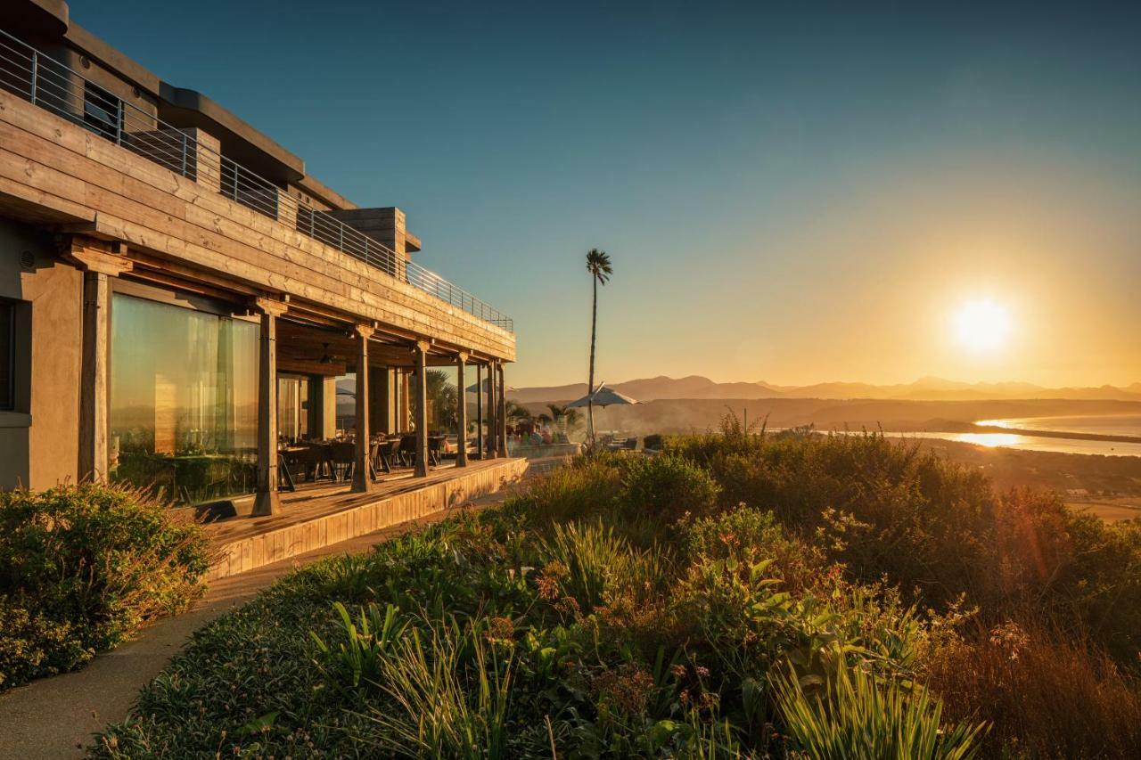 Sky Villa Boutique Hotel By Raw Africa Collection Plettenberg Bay Exteriör bild Sunset at the Hotel