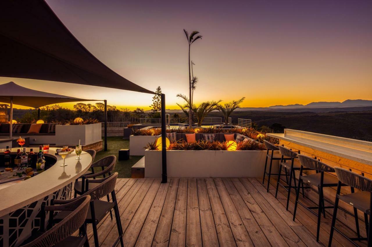 Sky Villa Boutique Hotel By Raw Africa Collection Plettenberg Bay Exteriör bild The rooftop bar at the Hotel